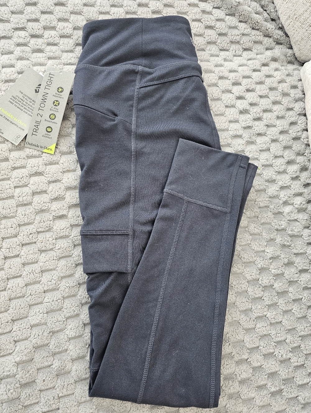 Trail 2 Town Tight High-Waist Leggings in Charcoal